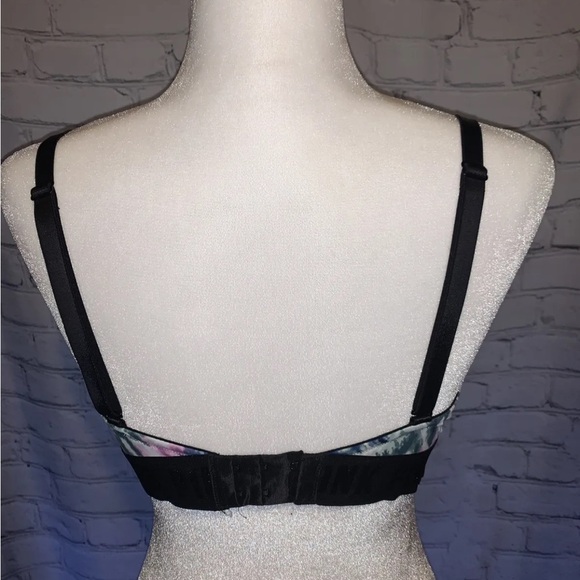 Victoria’s Secret PINK Wear Everywhere Wireless Push Up Bra 36DD Tie-Dye - Picture 2 of 3